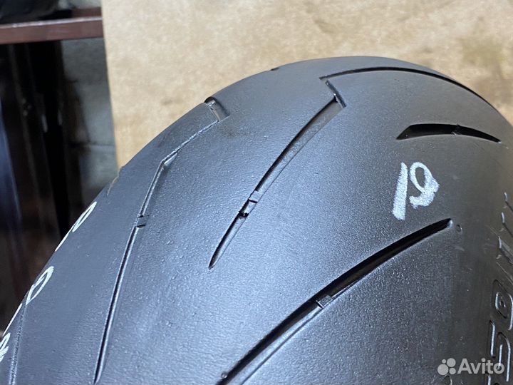 180/60/17 Pirelli Diablo Rosso III