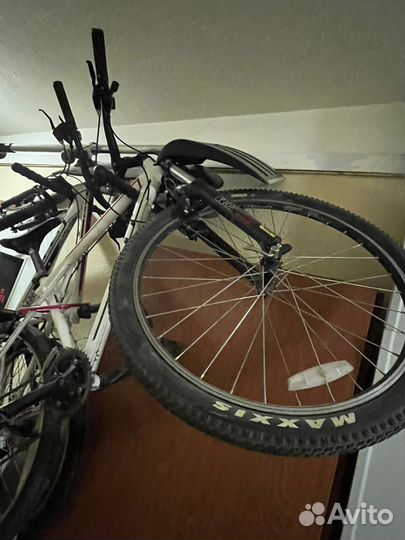 Велосипед горный GT Avalanche 4.0 колёса 26