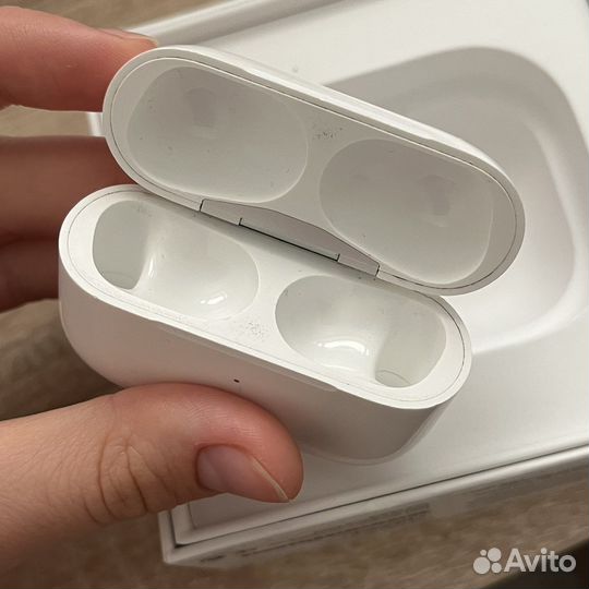 Кейс Airpods Pro