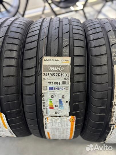 Marshal MU12 245/45 R19 103Y