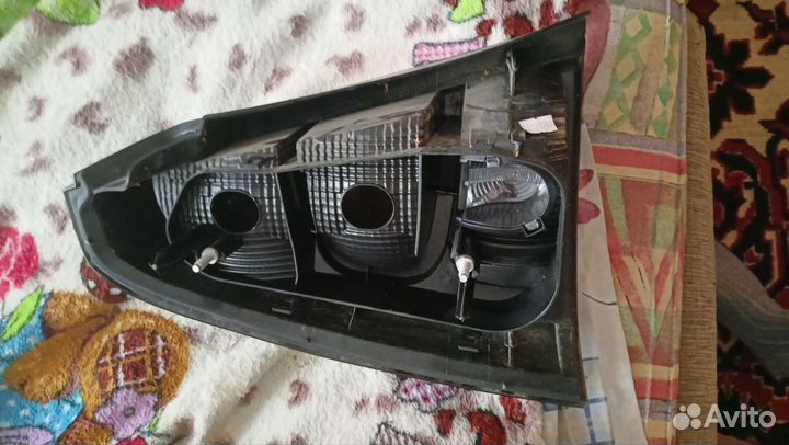 Задние фонари для Рено Логан фаза 1 рейстайлинг