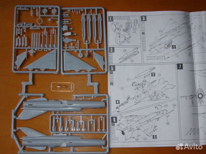 Модель миг 21смт 1/72 