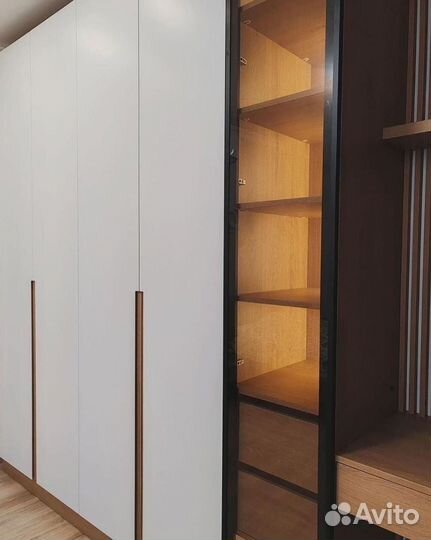 Шкаф белый (и другие цвета)