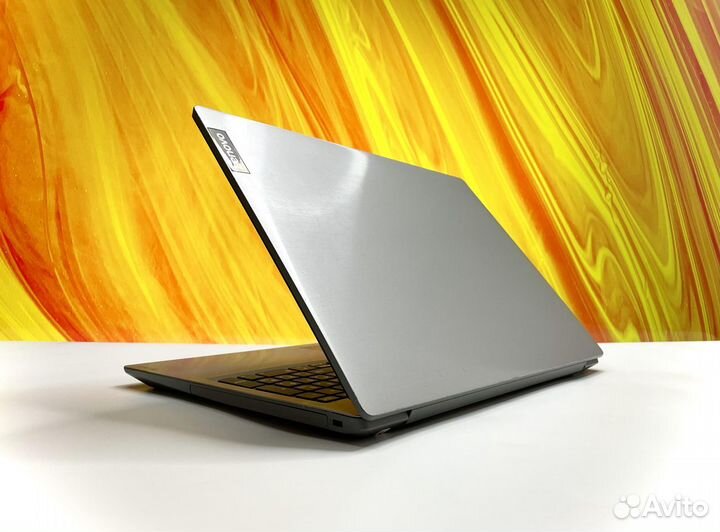 Ноутбук Lenovo IdeaPad 15 / GeForce / Core i5