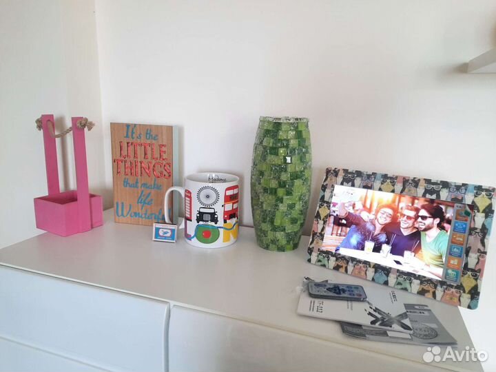 Предметы декора для интерьера ваза