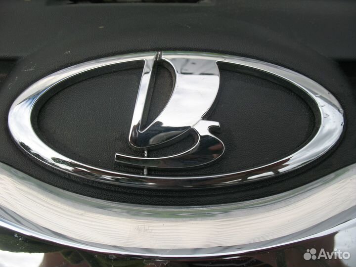 Решётка радиатора в сборе Лада Гранта 2190