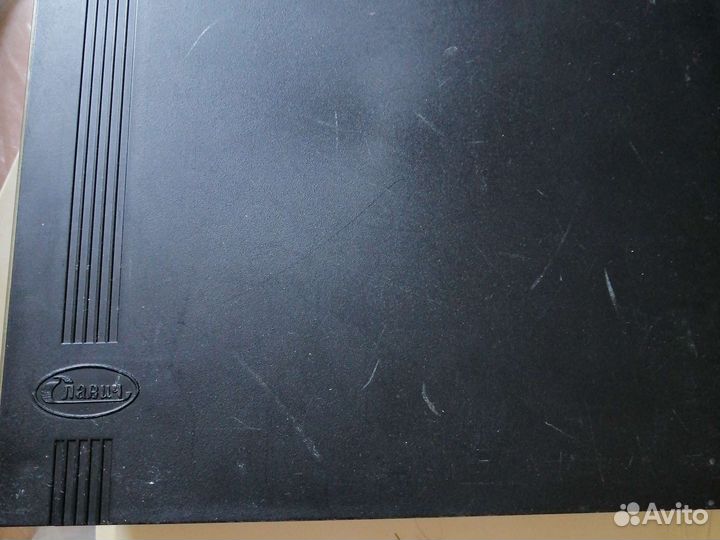 Бобины в пластиковых боксах 550,375 и270