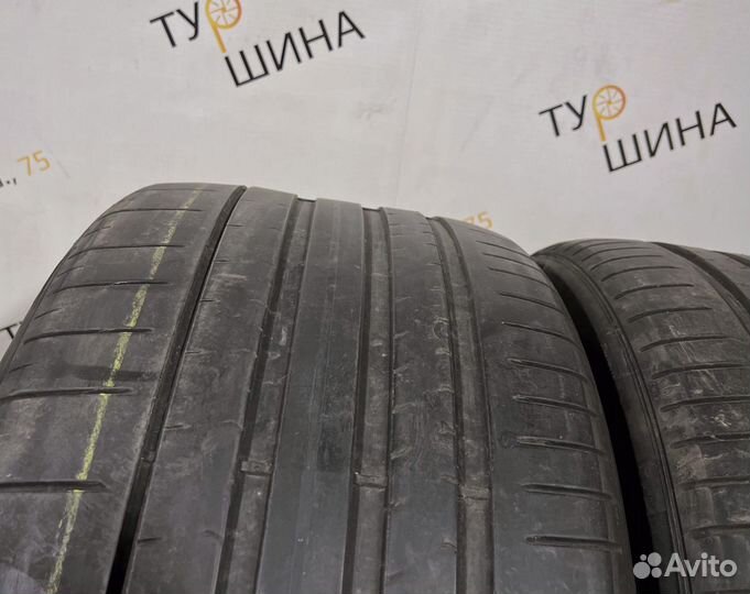 Pirelli P Zero PZ4 285/30 R22 94Y