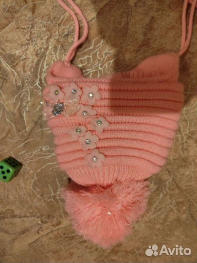 Шапка для девочки новая