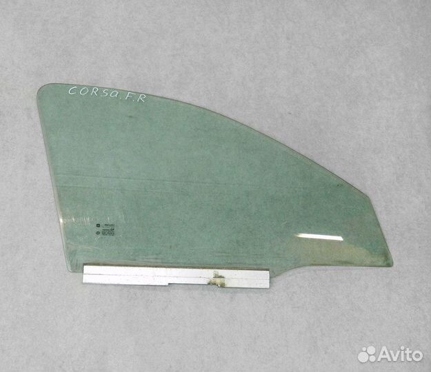 Стекло двери передней правой Opel Corsa B