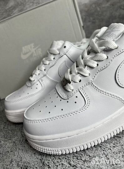 Nike air force 1 white