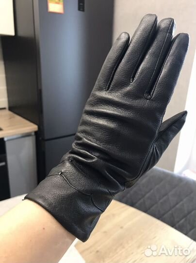 Перчатки женские кожаные