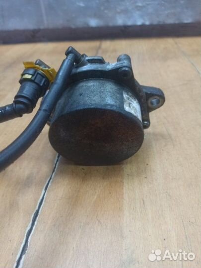 Вакуумный насос тормозной системы Opel Astra H