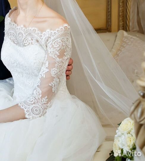 Свадебное платье