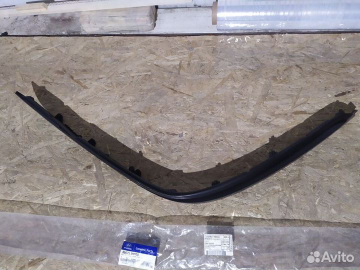 Молдинг заднего бампера левый Hyundai Equus 2009