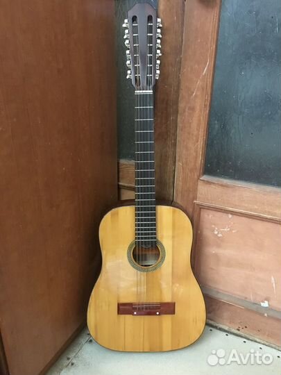 Гитара 12-струнная 