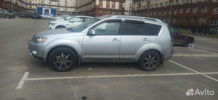 Mitsubishi Outlander 3.0 AT, 2007, 295 161 км