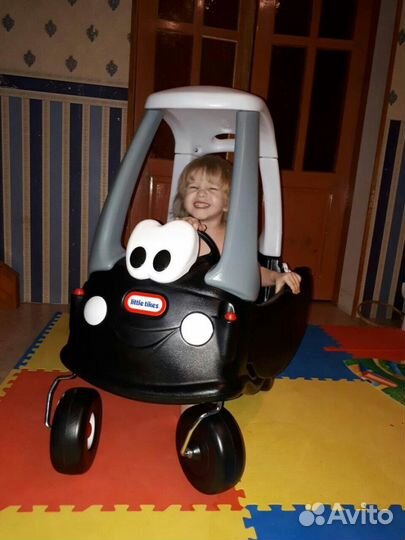 Машина-каталка Little Tikes