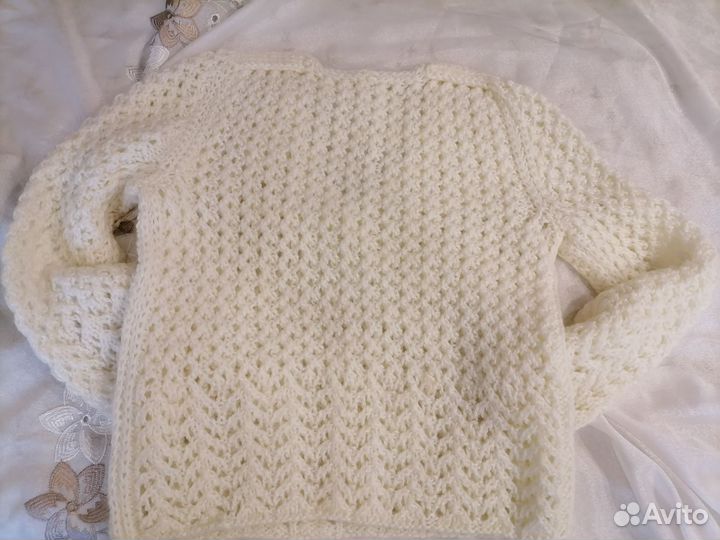 Свитера женские