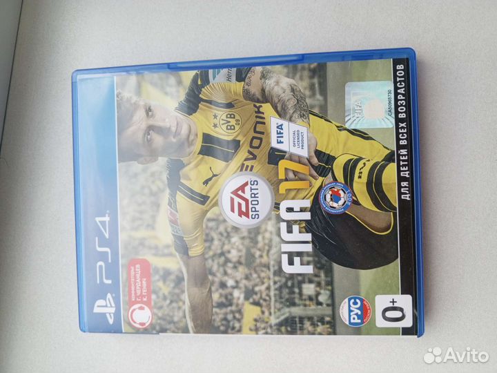 Диск на ps4 фифа 17