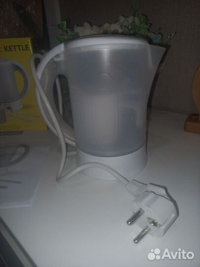 Чайник электрический 0,6 л дорожный маленький