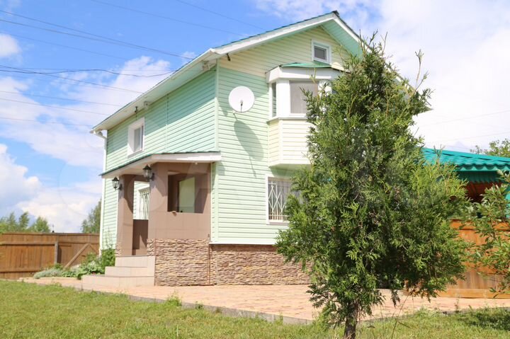 Дом 200 м² на участке 15 сот.