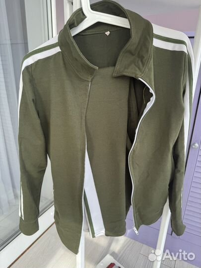 Спортивный костюм