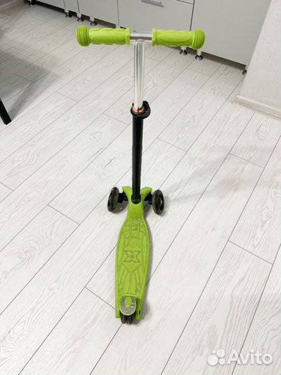 Самокат детский трехколесный