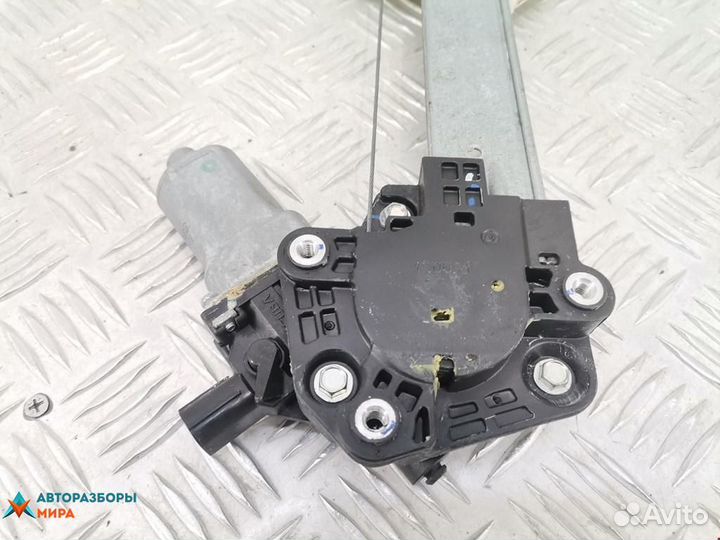 Стеклоподъемник передний правый Honda CR-V