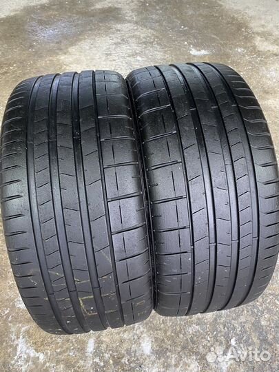 Pirelli P Zero PZ4 245/35 R20