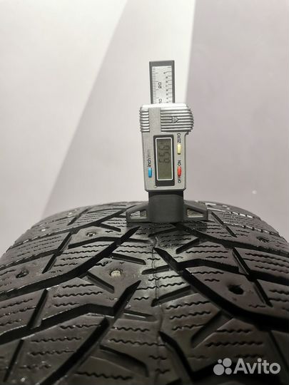 Bridgestone Blizzak Spike-02 SUV 235/55 R18 104T