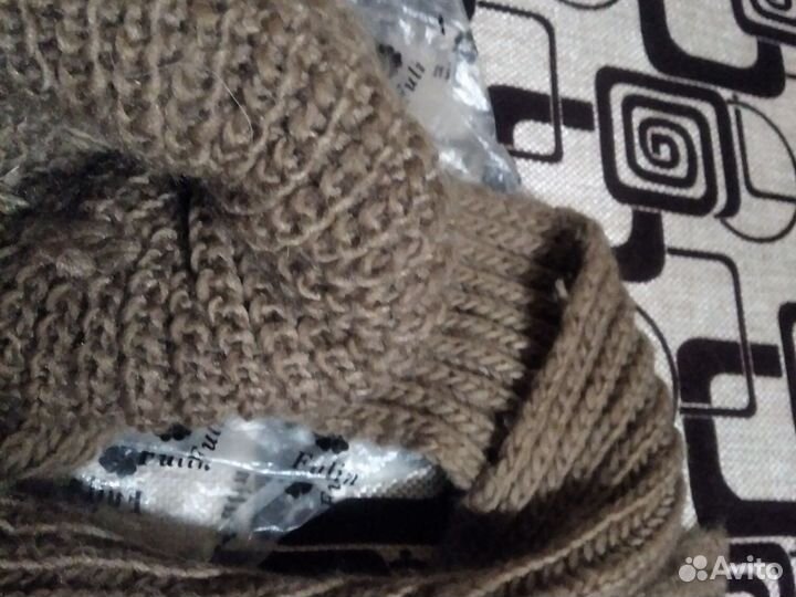 Женский комплект шапка и шарф