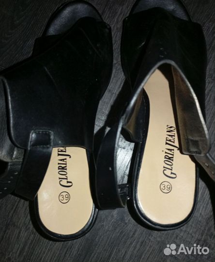 Туфли черные