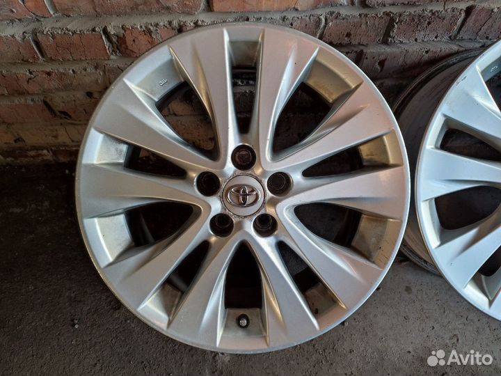 Оригинальные диски Toyota R18 5х114.3