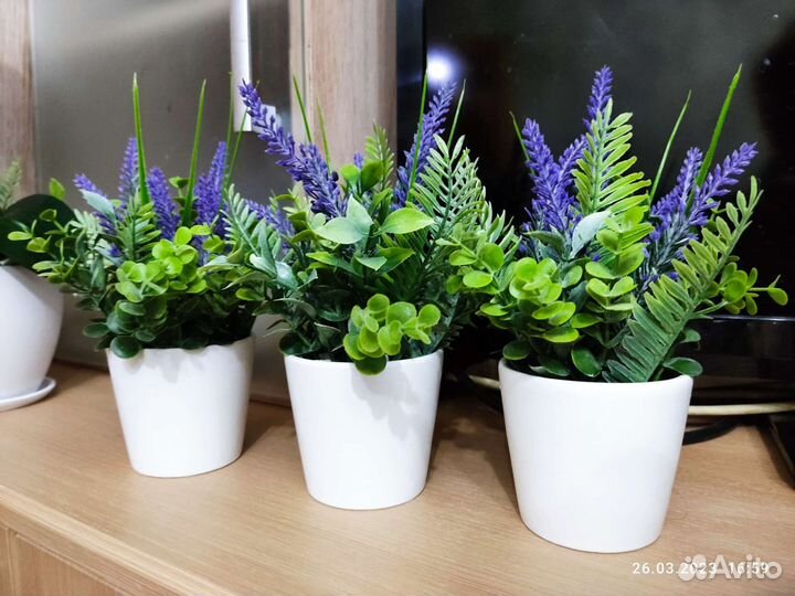 Композиция из искусственных растений