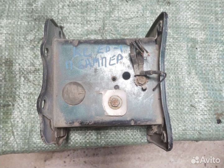 Кронштейн усилителя бампера Kia Ceed ED1