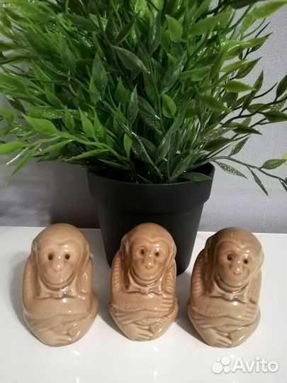 Фарфоровые статуэтки 