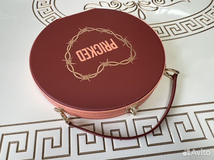 Jeffree Star Pricked