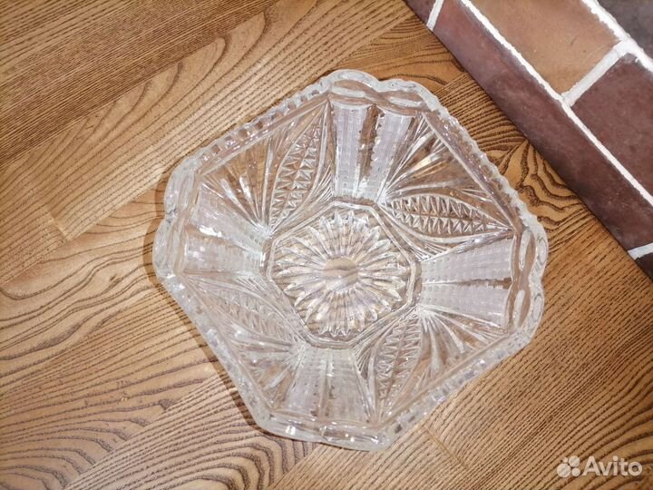 Салатник хрустальный квадратный