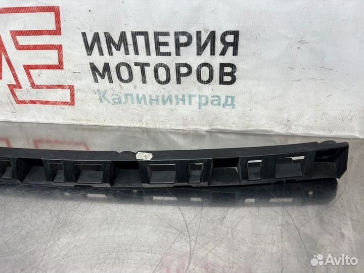 Крепление бампера заднее Volkswagen Polo V седан