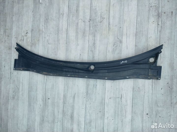 Жабо Mitsubishi Outlander, I 2004