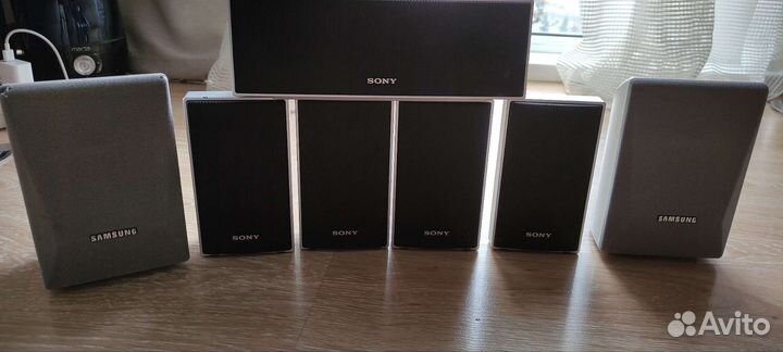 Акустические колонки Sony, Samsung