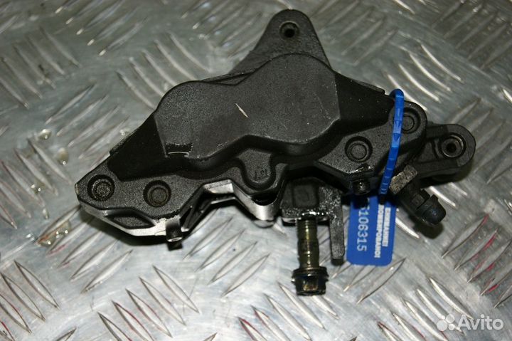 Суппорт передний правый Suzuki TL1000S