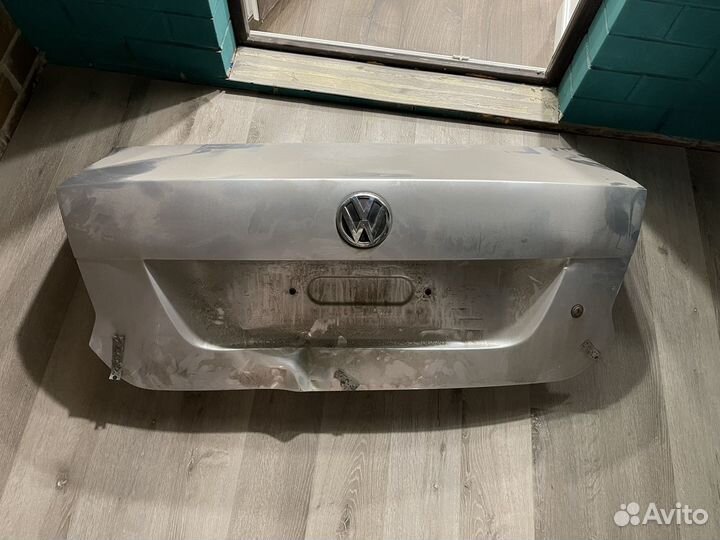 Крышка багажника volkswagen polo