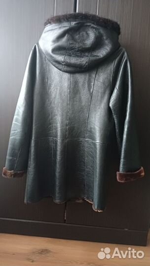 Дубленка натуральная женская с капюшоном