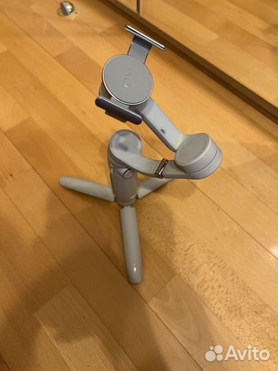 Стабилизатор для телефона dji osmo mobile 5