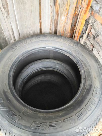 Bridgestone Dueler H/T 265/65 R17