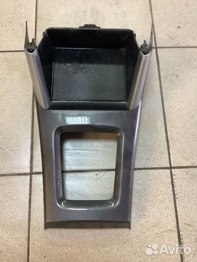 Центральная консоль Subaru Forester 08