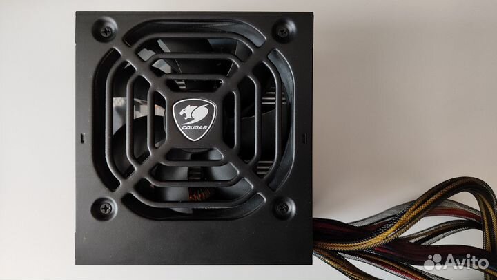 Блок питания Cougar STX 550
