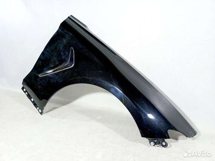 Правое крыло Genesis G70 Б/У